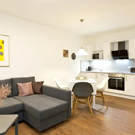 Appartement Am Hafen 1 *